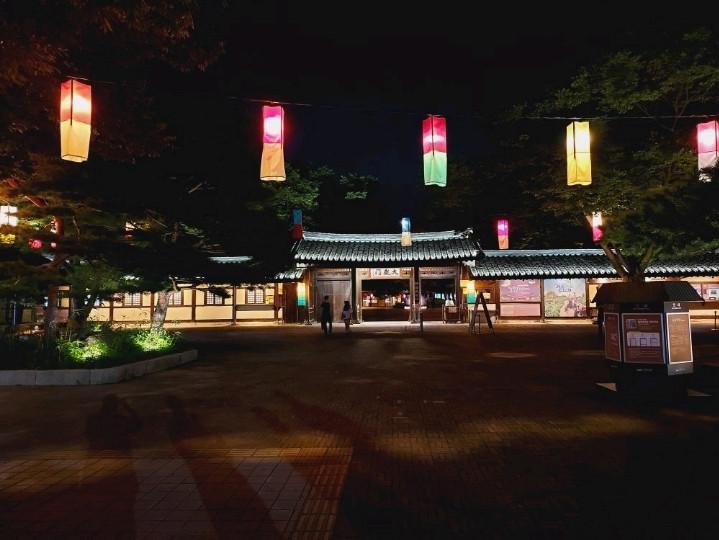 한국민속촌 ‘심야 공포촌’ 피서로 인기 몰이