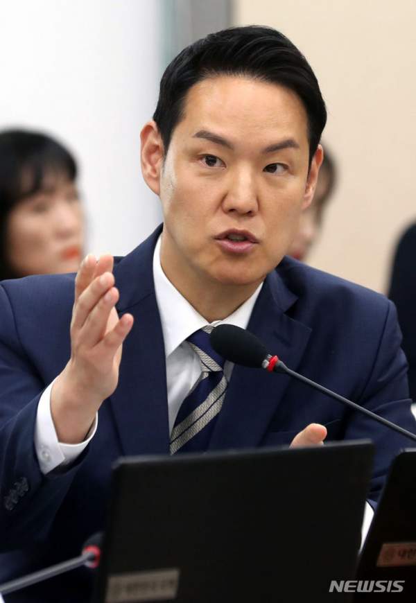 김한규 국회의원 프로필