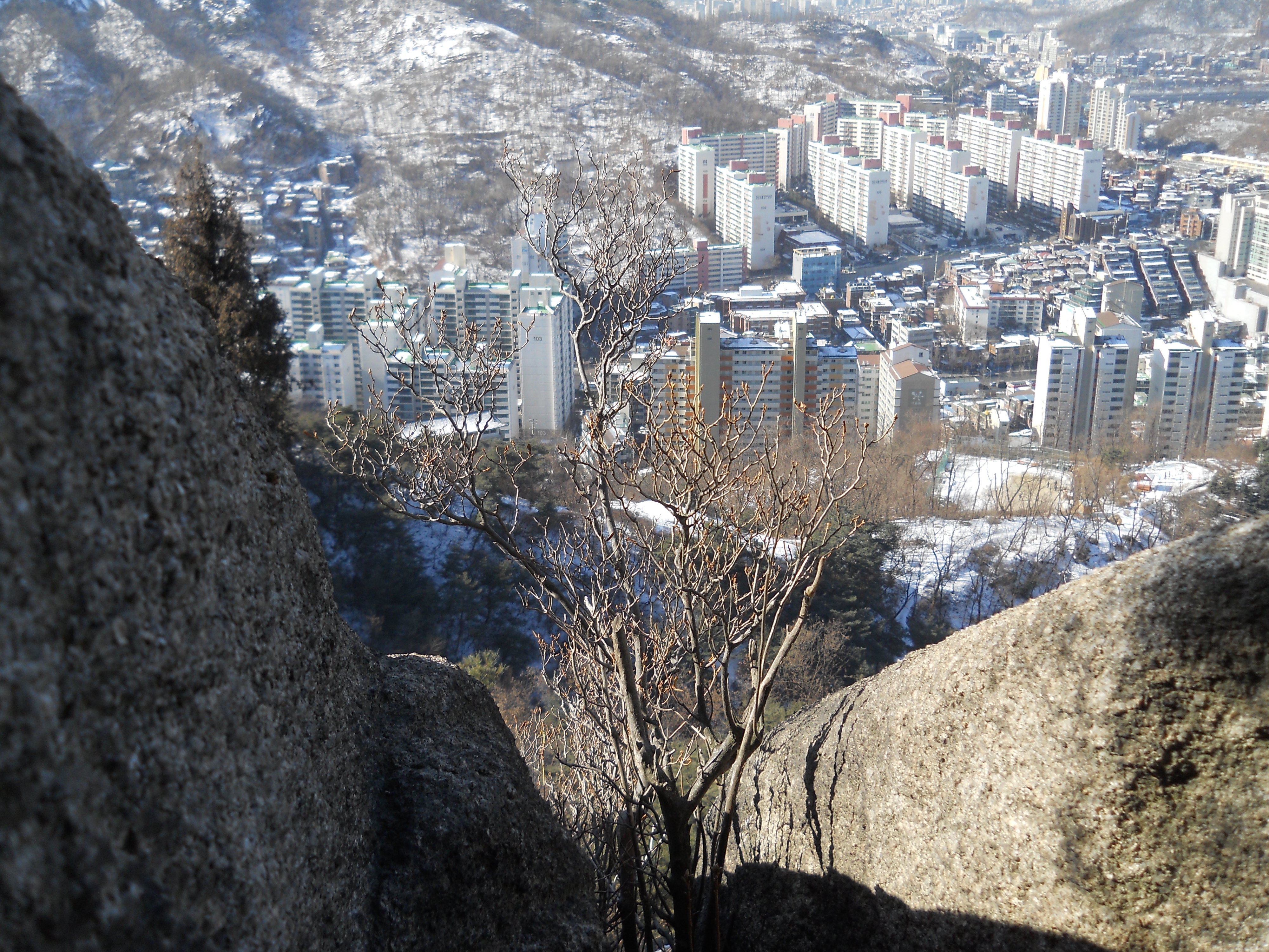 산넘고 물건너 바다건너서 인왕산(Inwangsan Mountain)