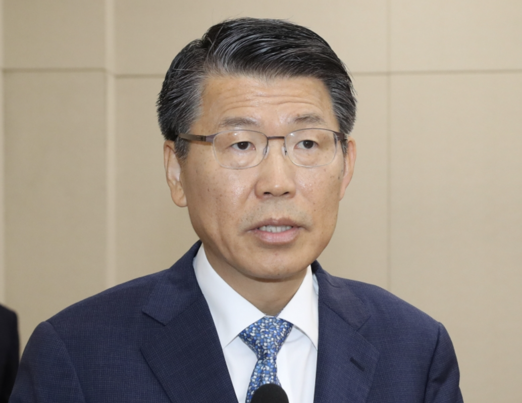 은성수 프로필