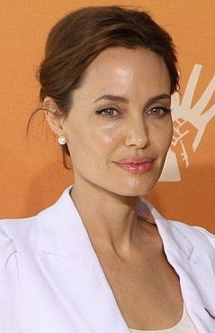 안젤리나 졸리