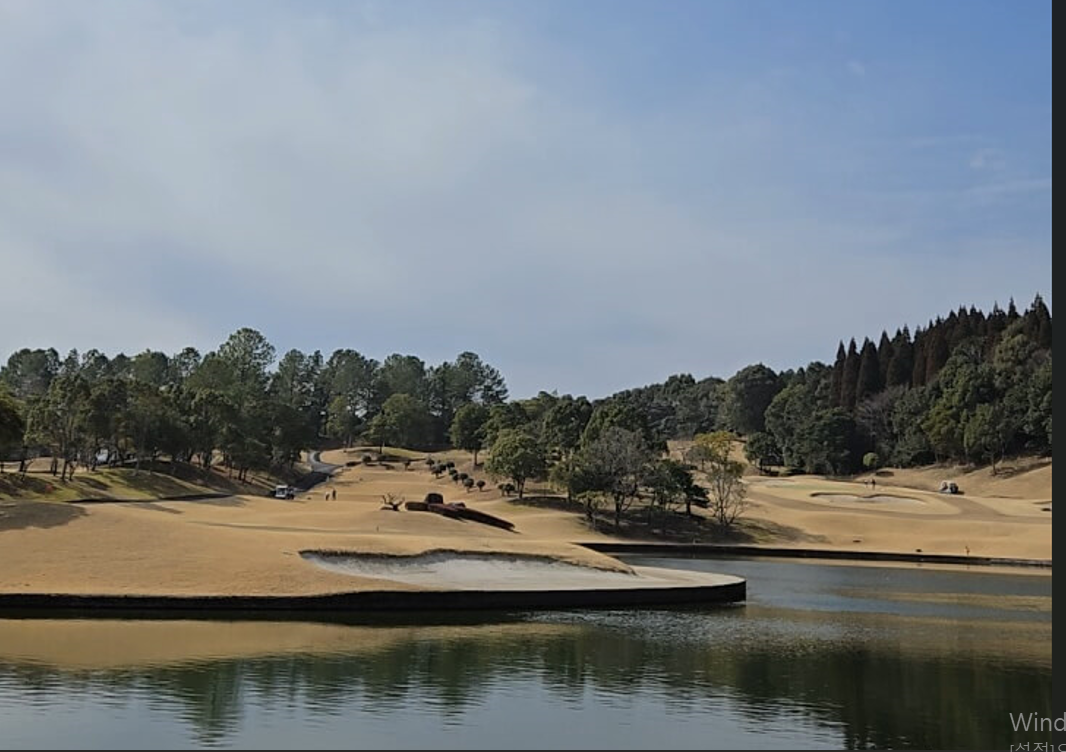 미조베CC 겨울호수전경