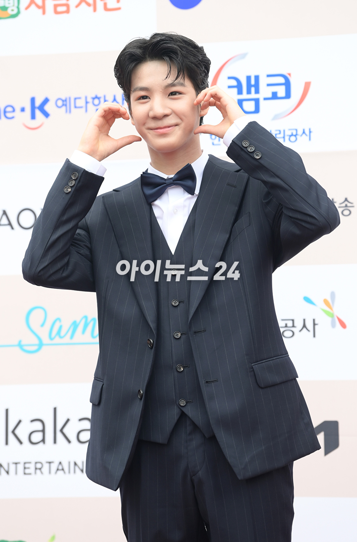 가수 정동원이 21일 오후 서울 장충동 크레스트72에서 열린 2022 방송광고 페스티벌 시상식에 참석하고 있다. [사진=정소희 기자]