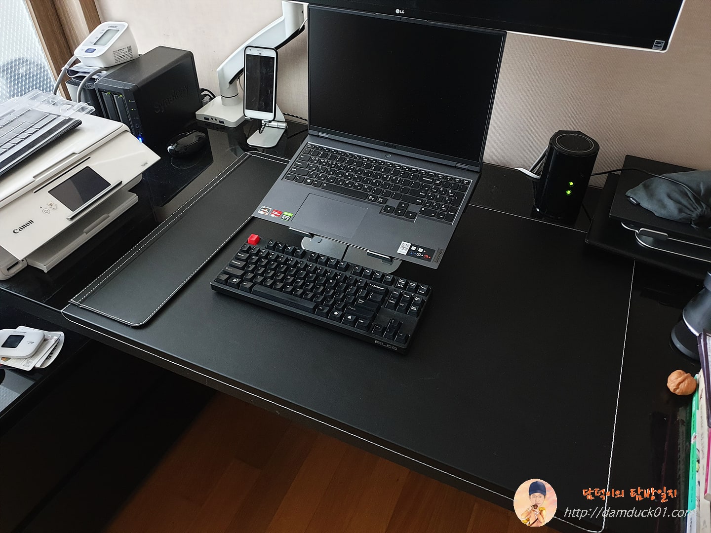 이케아 리슬라 책상 패드 교체 끝