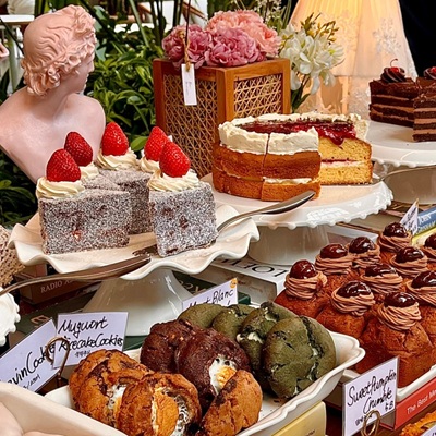 트리브링 카페에 전시된 베이커리 사진