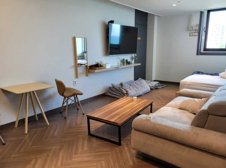 강릉 안목을 높이다 (바다뷰숙소, 강릉감성숙소, 대형스파)