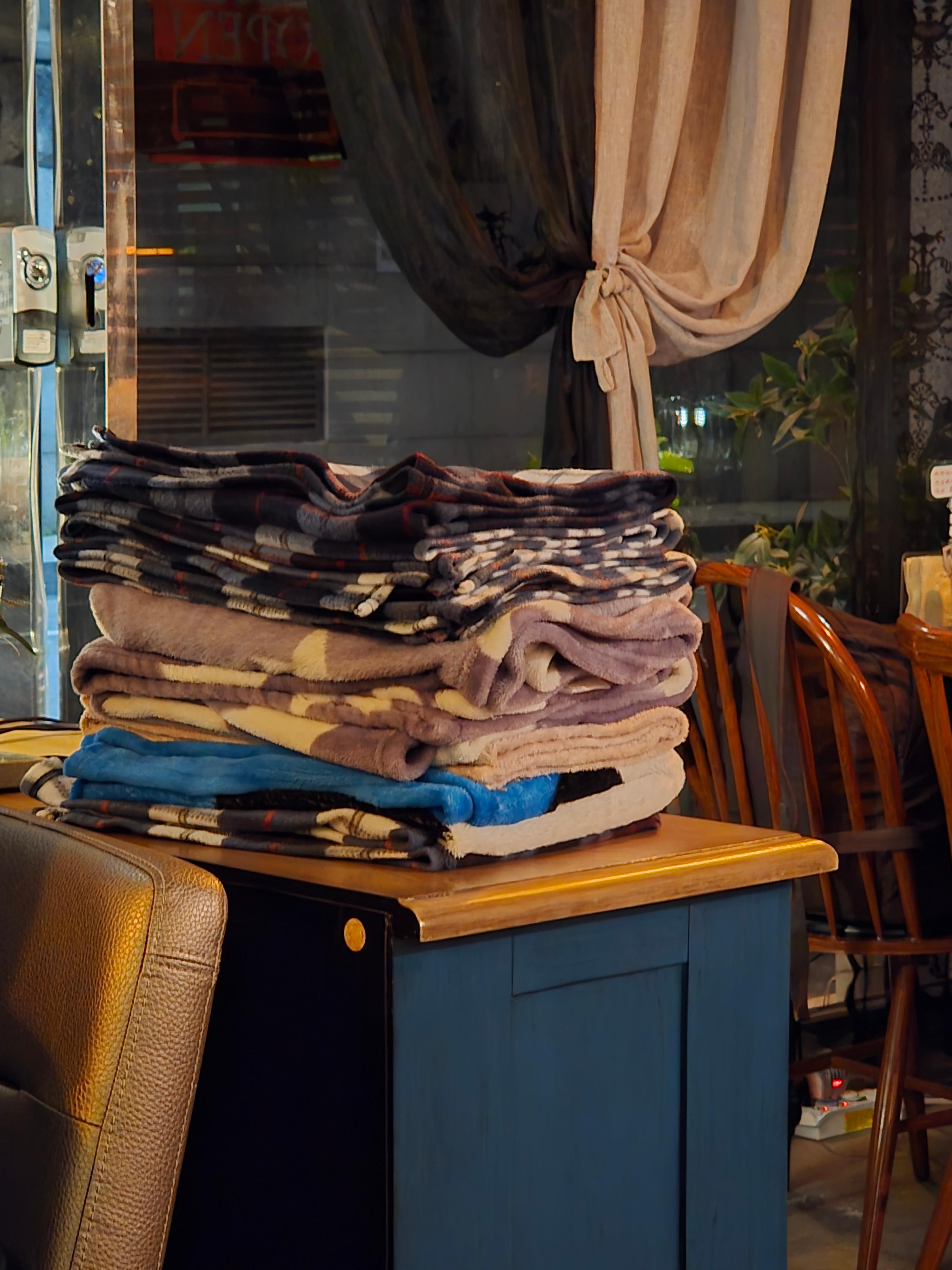 염창동 오가다 내부 분위기 – 담요