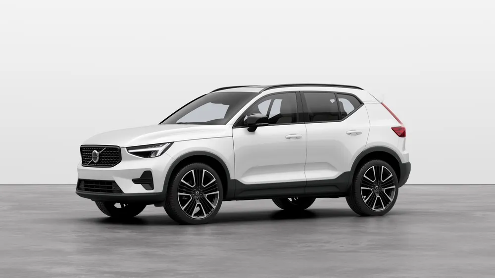 xc40 전측면 사진