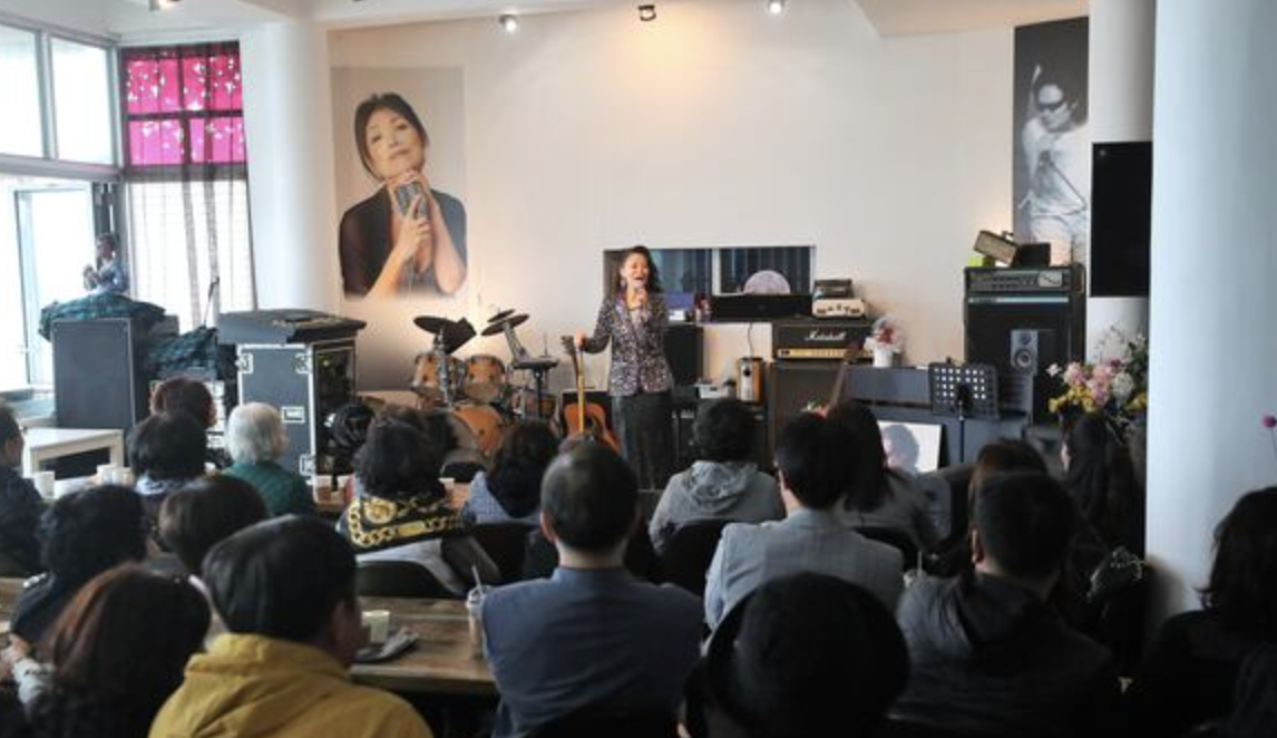 가수 정훈희 카페