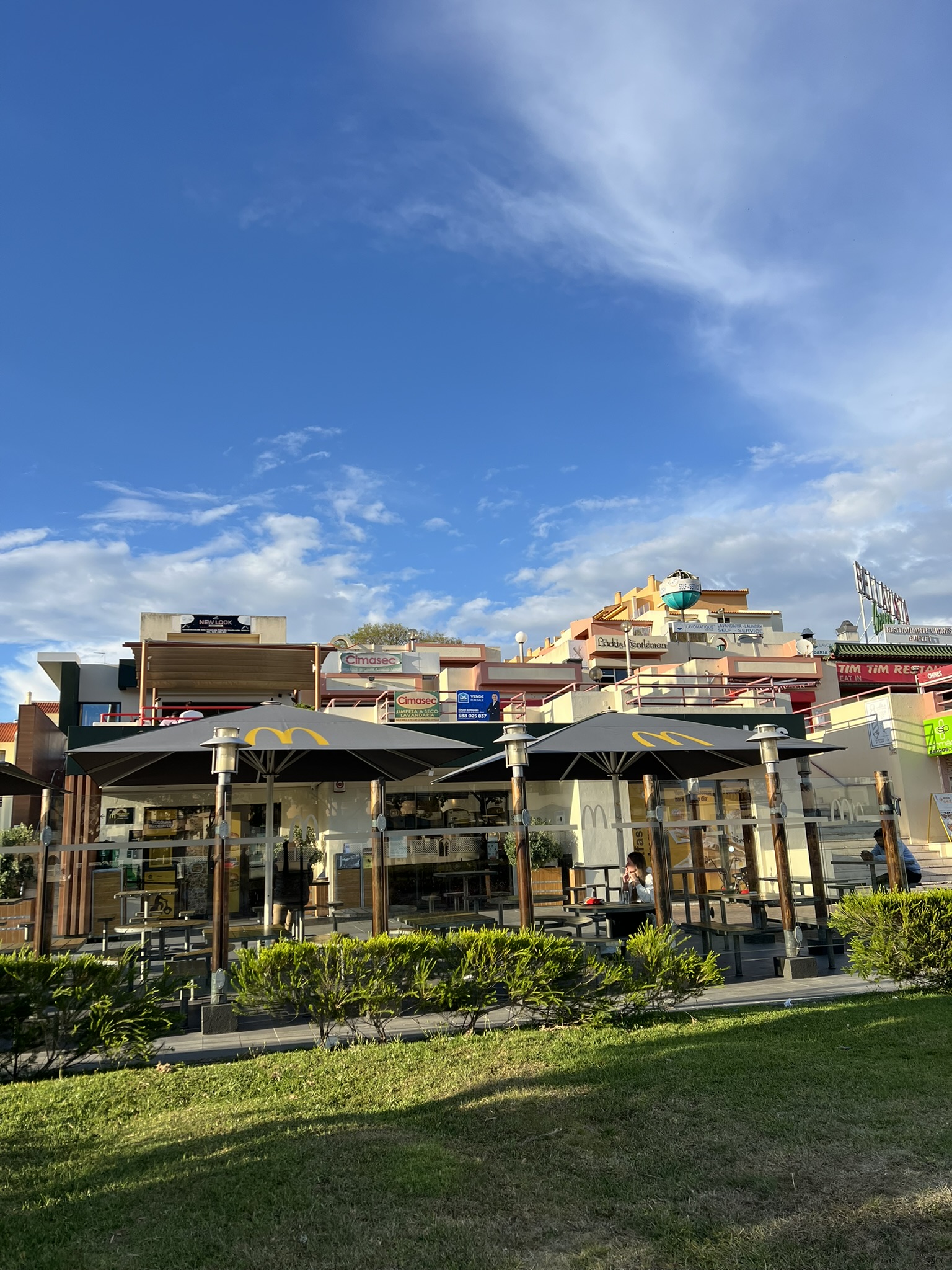 알부페이라 맥도날드 전경사진