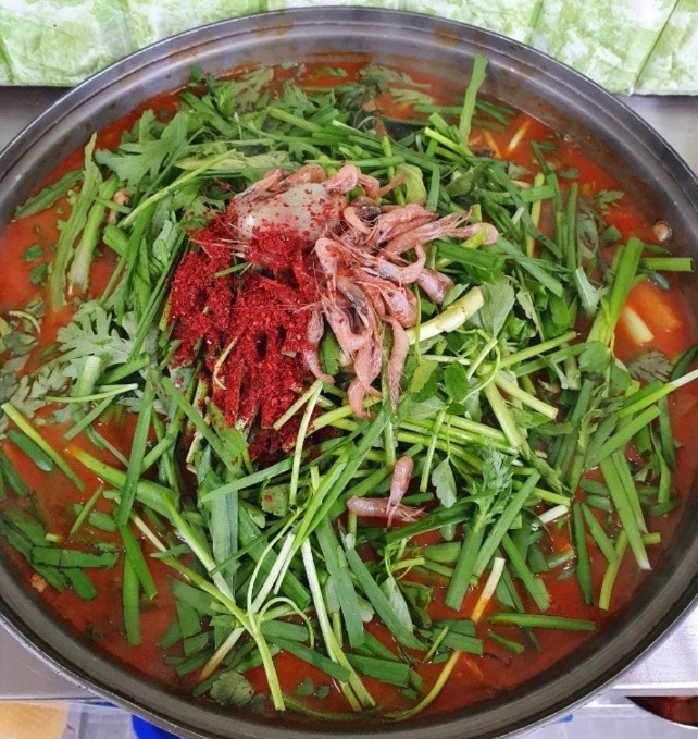 백반기행-영동-민물고기매운탕-어죽-청산식당