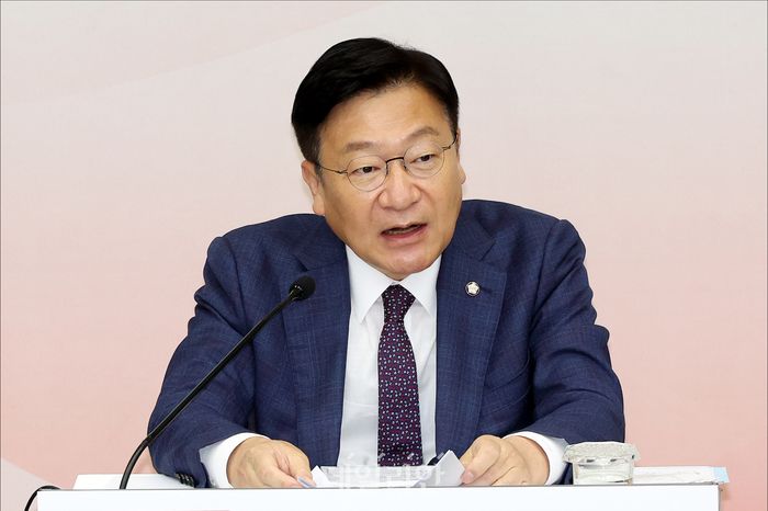 정점식 국회의원 당선: 국민의힘 신임 원내대표 결선 투표 분석과 지선 패배 후 당 수습 및 원 구성 협상 전망
