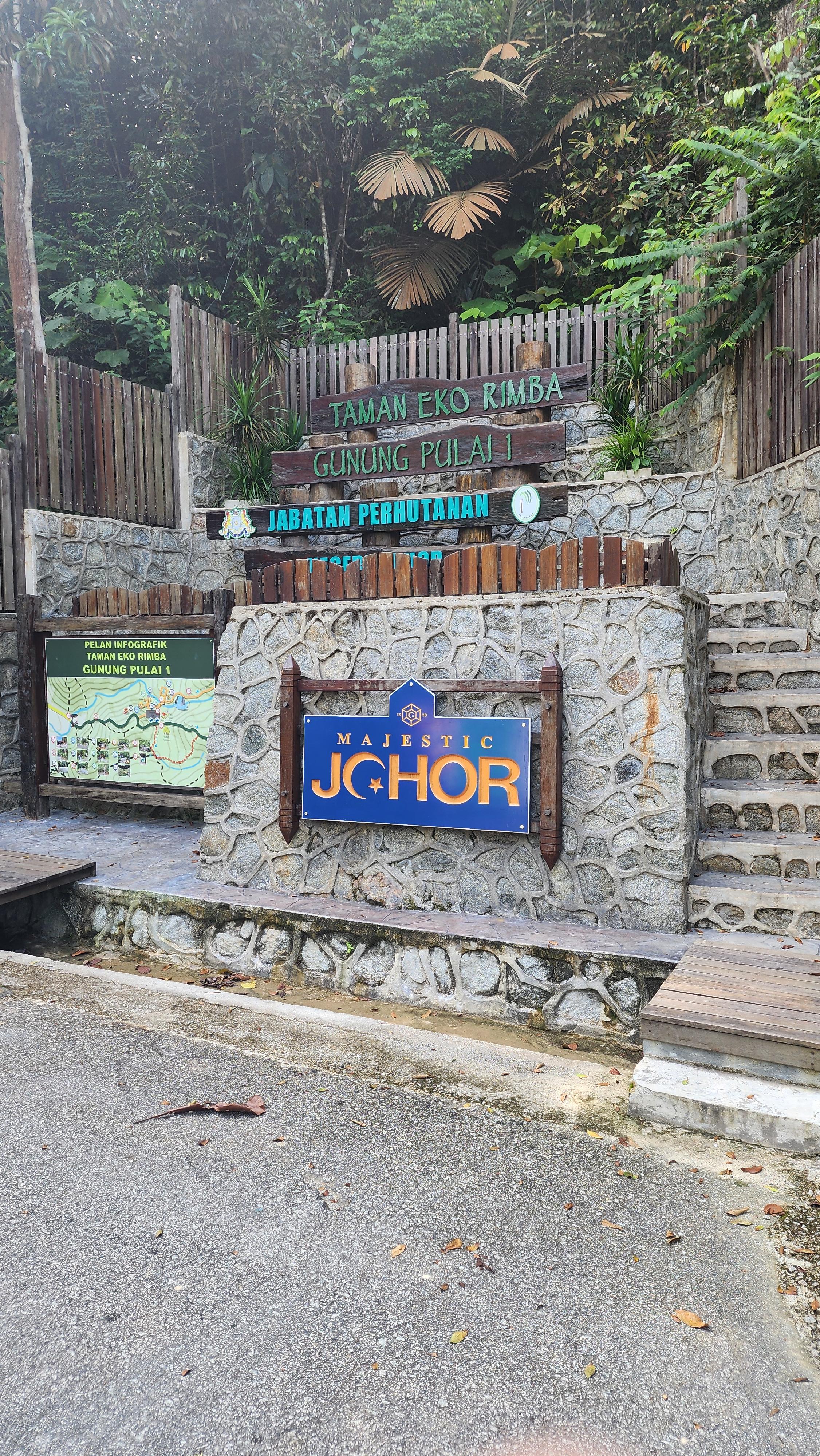 Gunung Pulai gate.