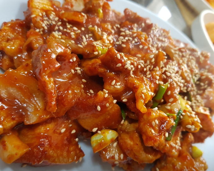 먹음직한 제육볶음 한접시