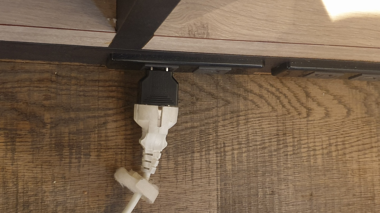 변압기 구매 후 실제로 사용하고 있는 모습