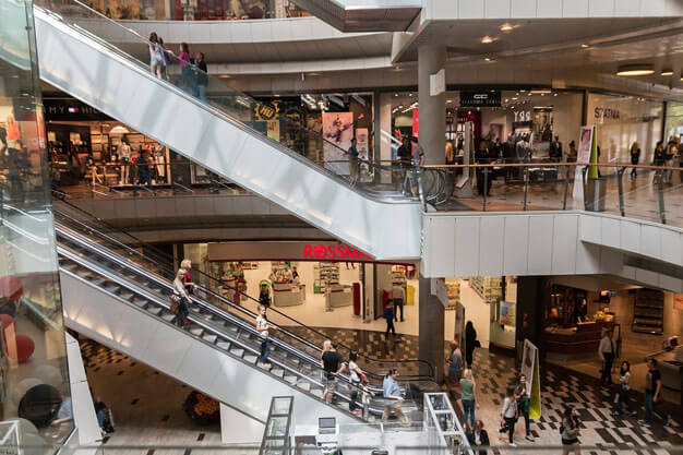 쇼핑하는 이미지