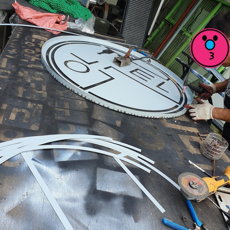 SMPS를 용량에 맞게 달아야 합니다.