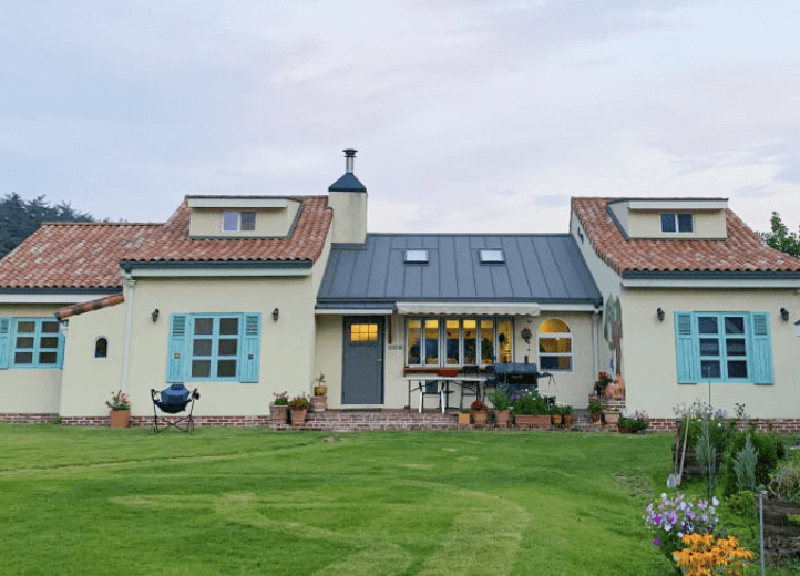 남겨서 뭐하게 민박집, 강릉 노닐다 B&B