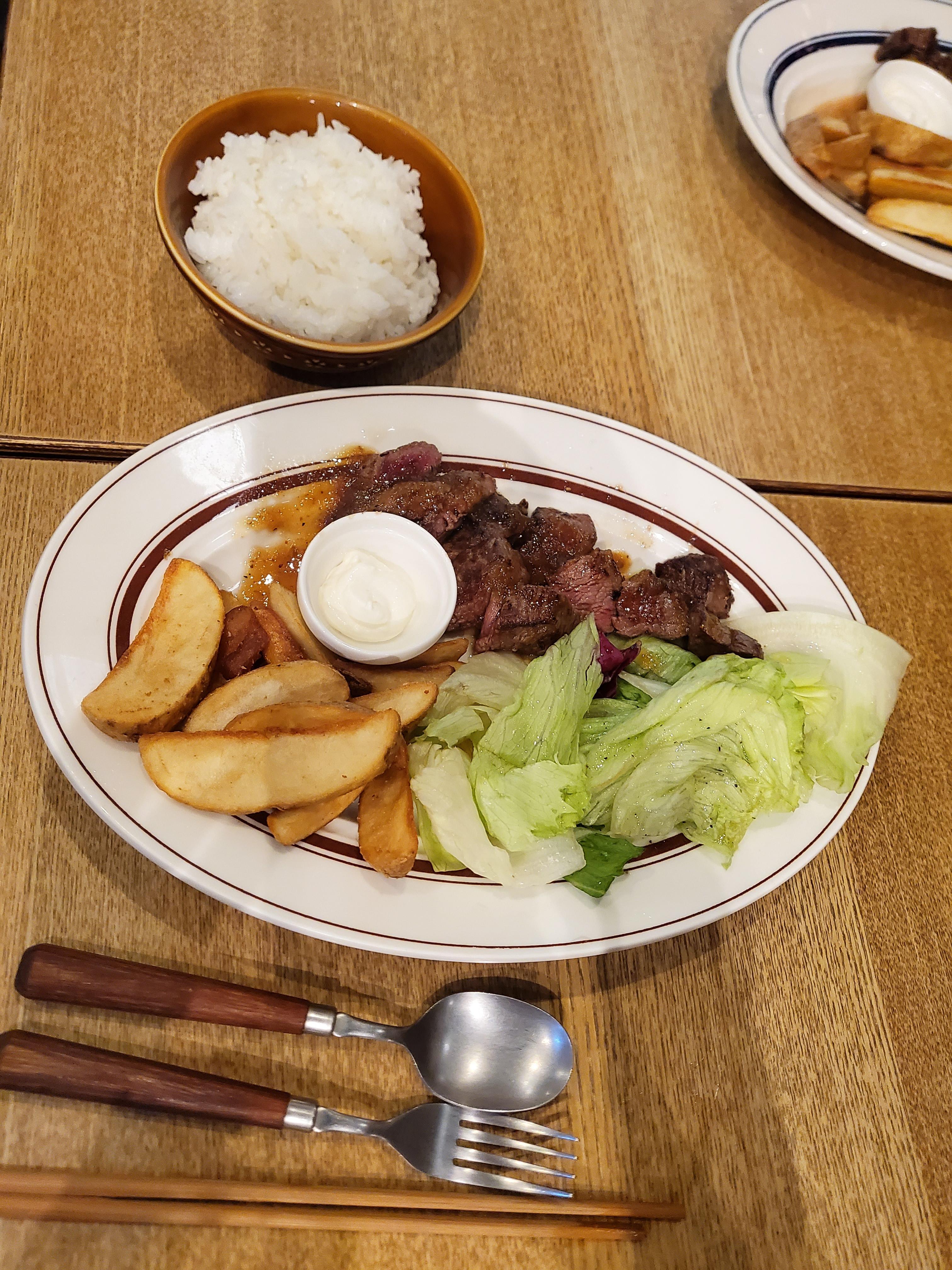 모쯔비스토로 하카타점 스테이크 정식