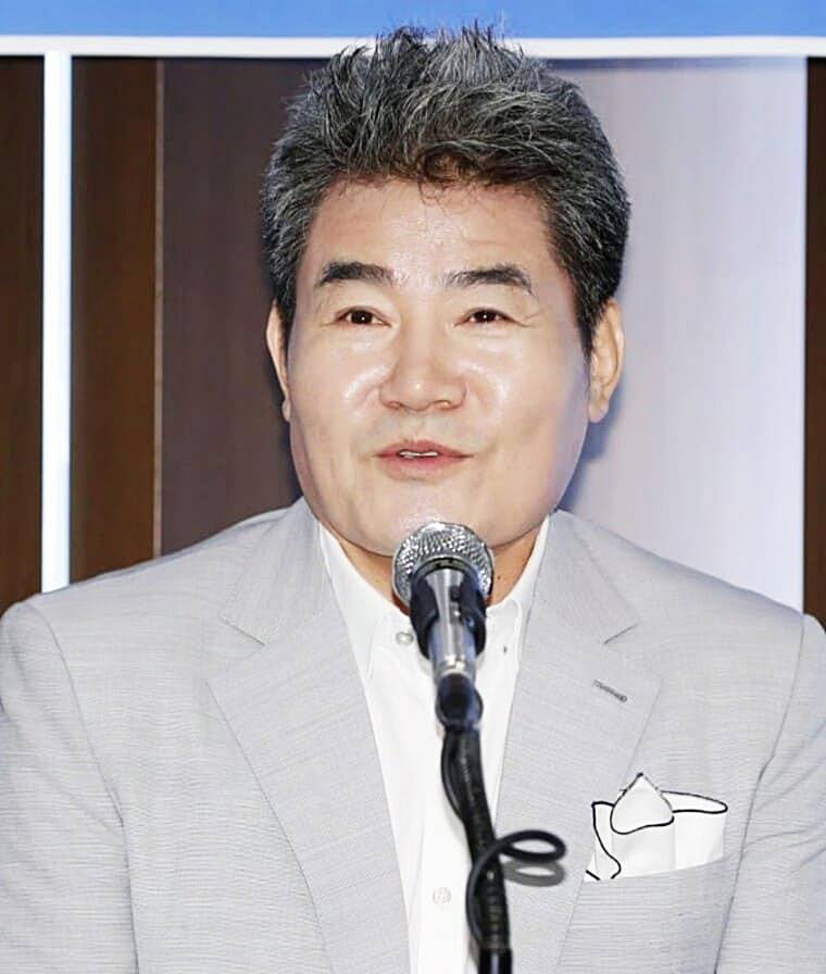 가수-진성