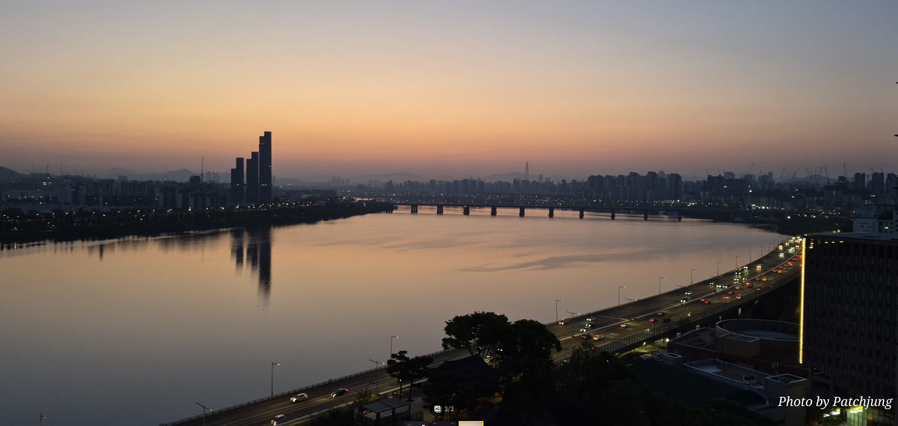 흑석동 아크로리버하임에서 본 4월 25일 토요일 새벽 한강 일출과 고요한 수면 반영