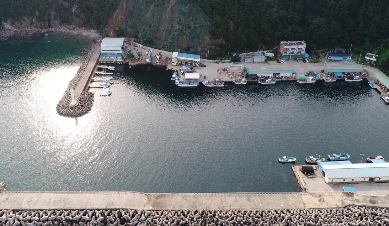 영화 밀수 촬영지 군천 선착장 - 덕산항