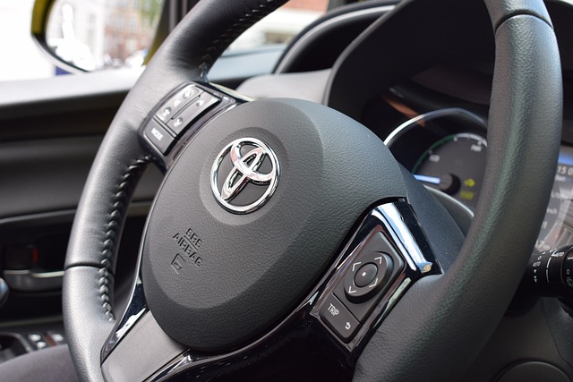 toyota-yaris-handle