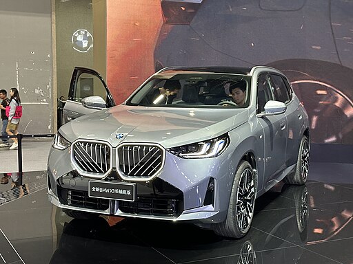 글의 이해를 돕기 위한 BMW X3 이미지 2