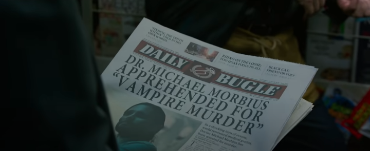 모비우스가살인용의수배자가되었다는신문기사