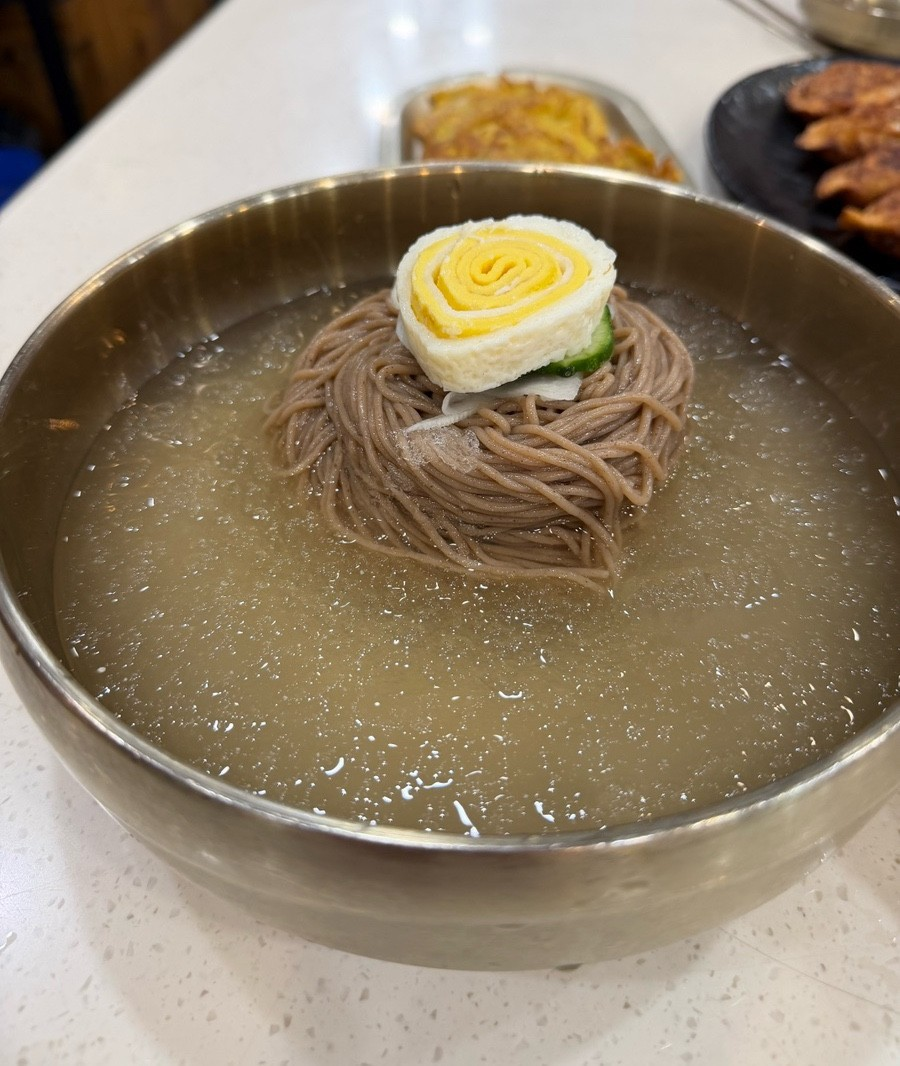 뱅뱅막국수