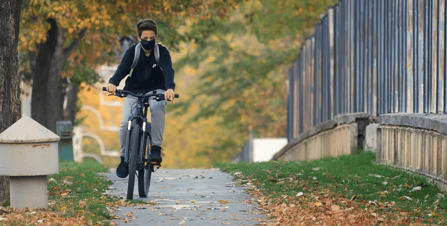 자전거 운동효과 자전거를 타는 사람들 - 3