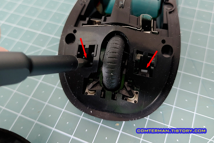 로지텍 V470 마우스 스위치 확인