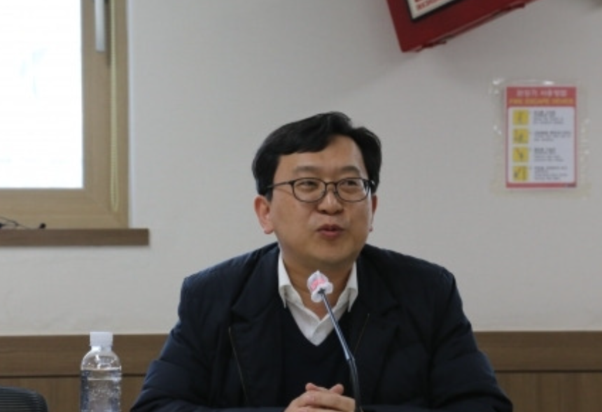 이진관 부장판사