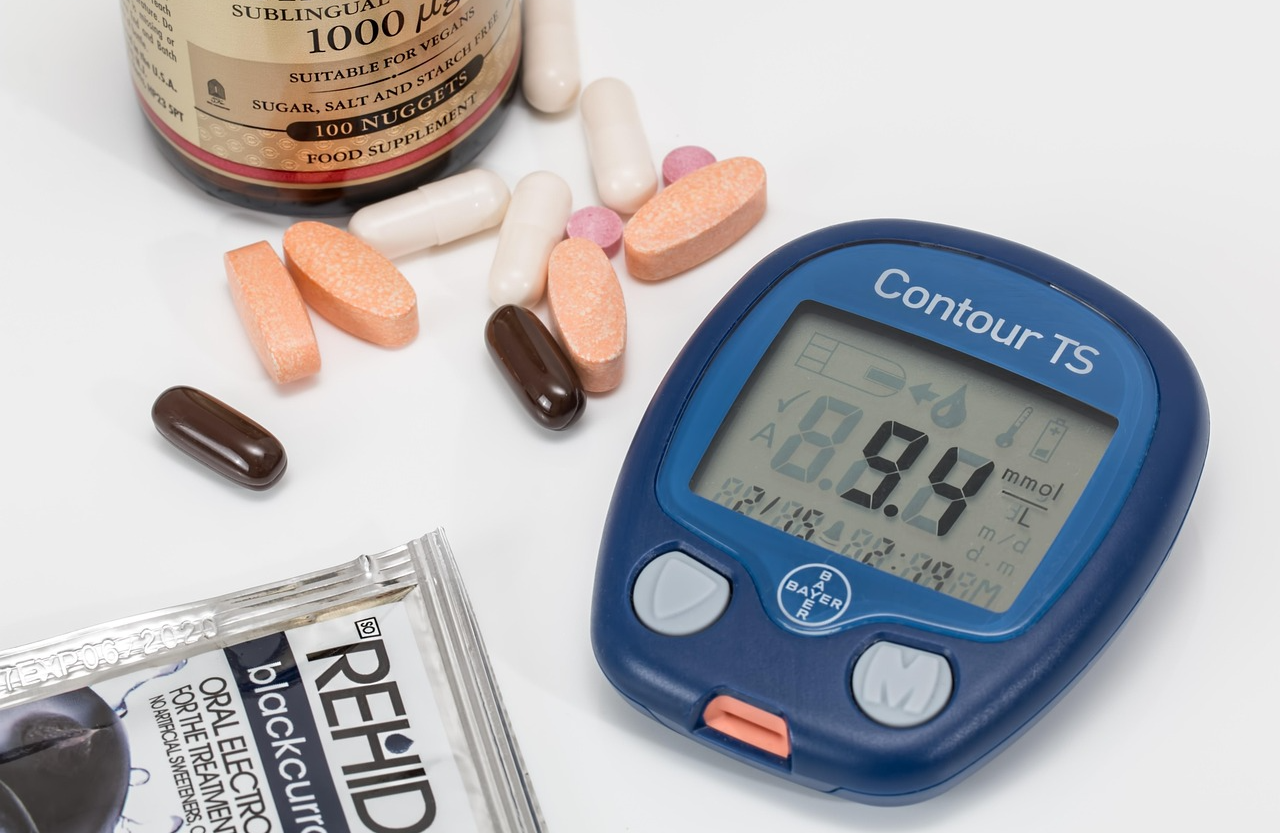 혈당 체크하는 사진