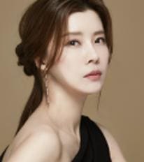 유선 / 한소라 역