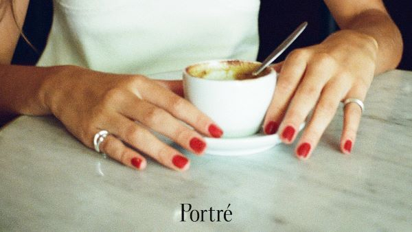 강민경 포트레 네일 누보 주스