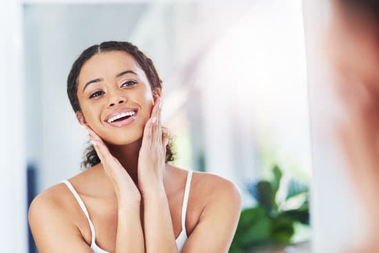 피부 개선에 좋은 영양제 &ndash; 건강하고 빛나는 피부를 위한 필수 영양소