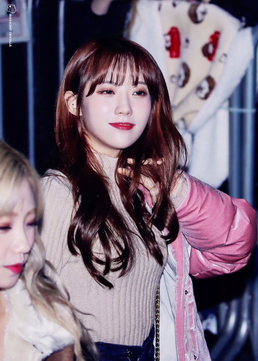우주소녀 루다 인스타그램 사진 몸매