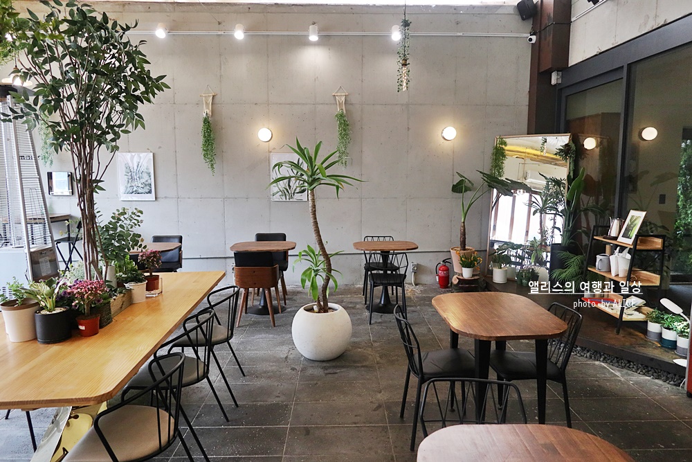 전포 디저트 카페, 포먼스(4 month) 아이팟 모양의 귀요미 무스케이크, 전포동 데이트