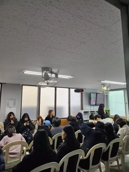 2층 대기공간