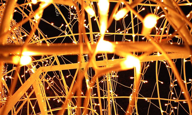 조명 디자인에서 패턴 활용법 알아보기