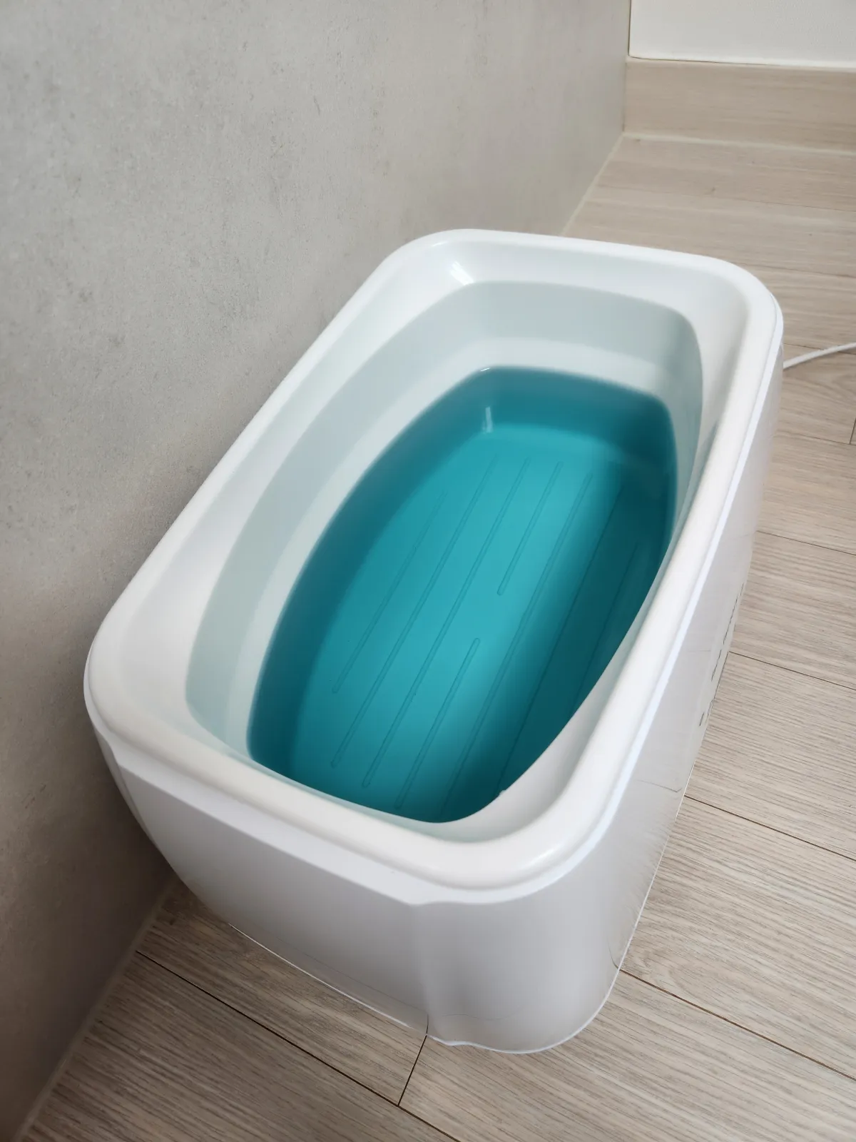 가정용-파라핀-치료기-용액이-녹은-모습