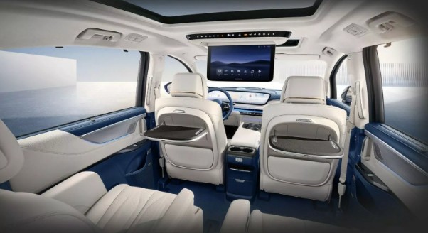 플러그인 하이브리드 미니밴 뷰익 GL8 PHEV 실내디자인, 가격