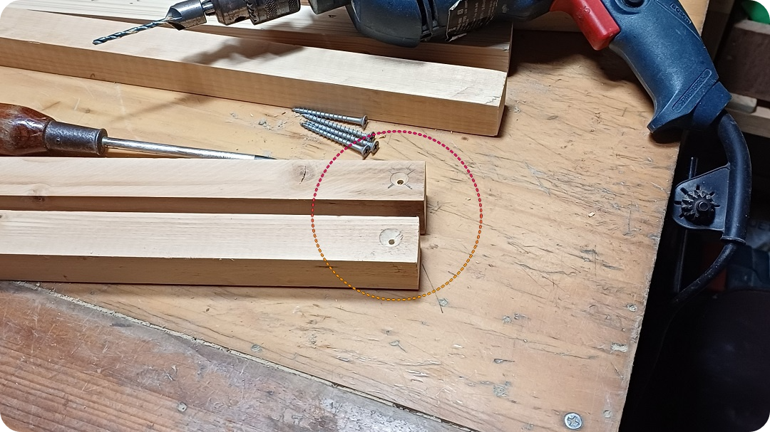 한치각-이음부-끄트머리에-이중기리로-타공한-상태