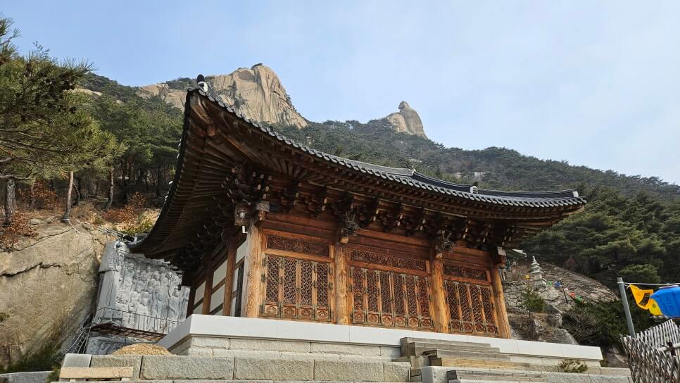 양주 석굴암 : 북한산 국립공원의 비경 속에 숨겨진 보석 같은 사찰