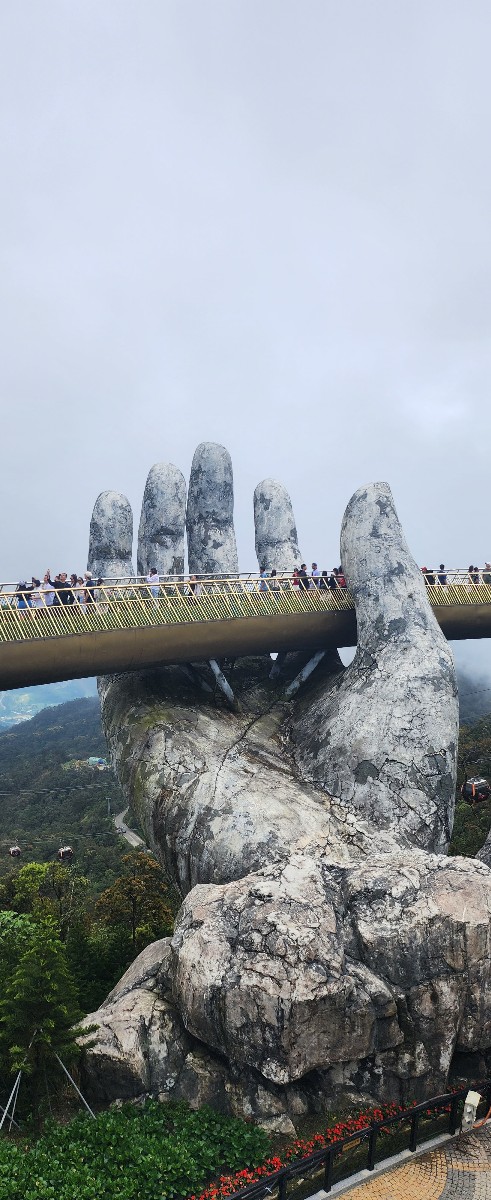 다낭추천여행지바나힐골든브릿지대성당