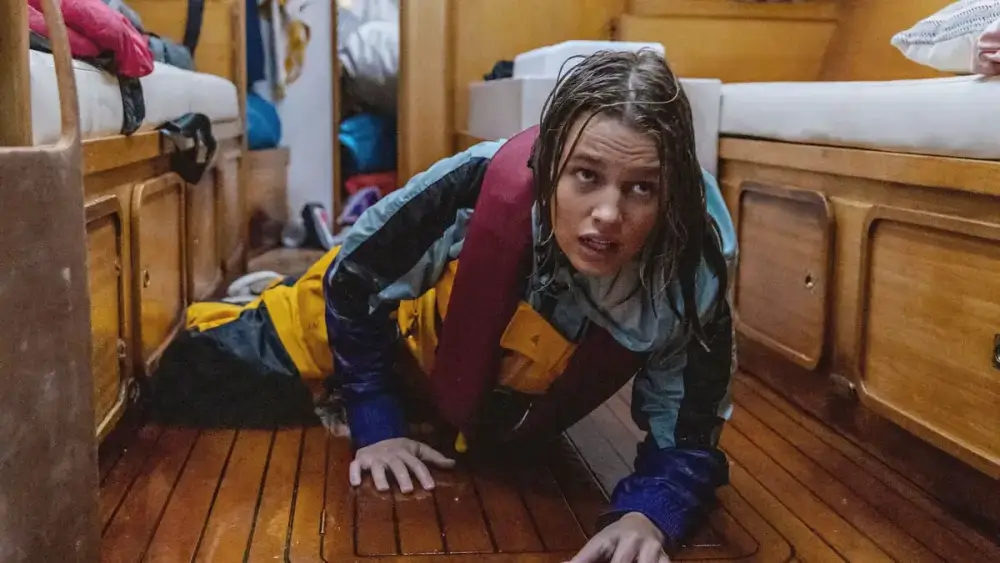 요트 쓰러진 여자선장