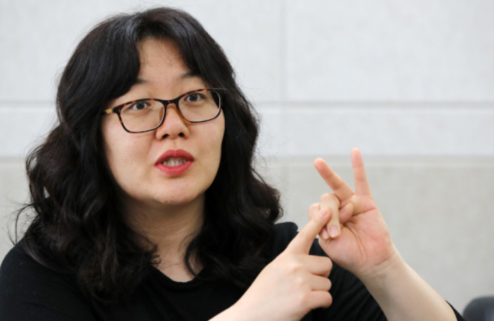 류승연 작가