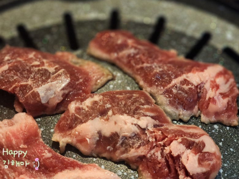 운정 이베리코 삼겹맛집 육회품은돼지