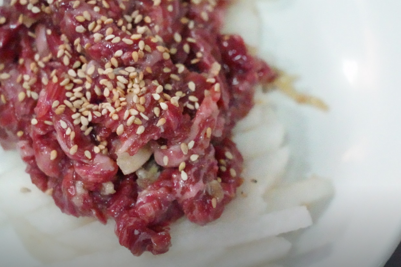 태백산생고기-육회